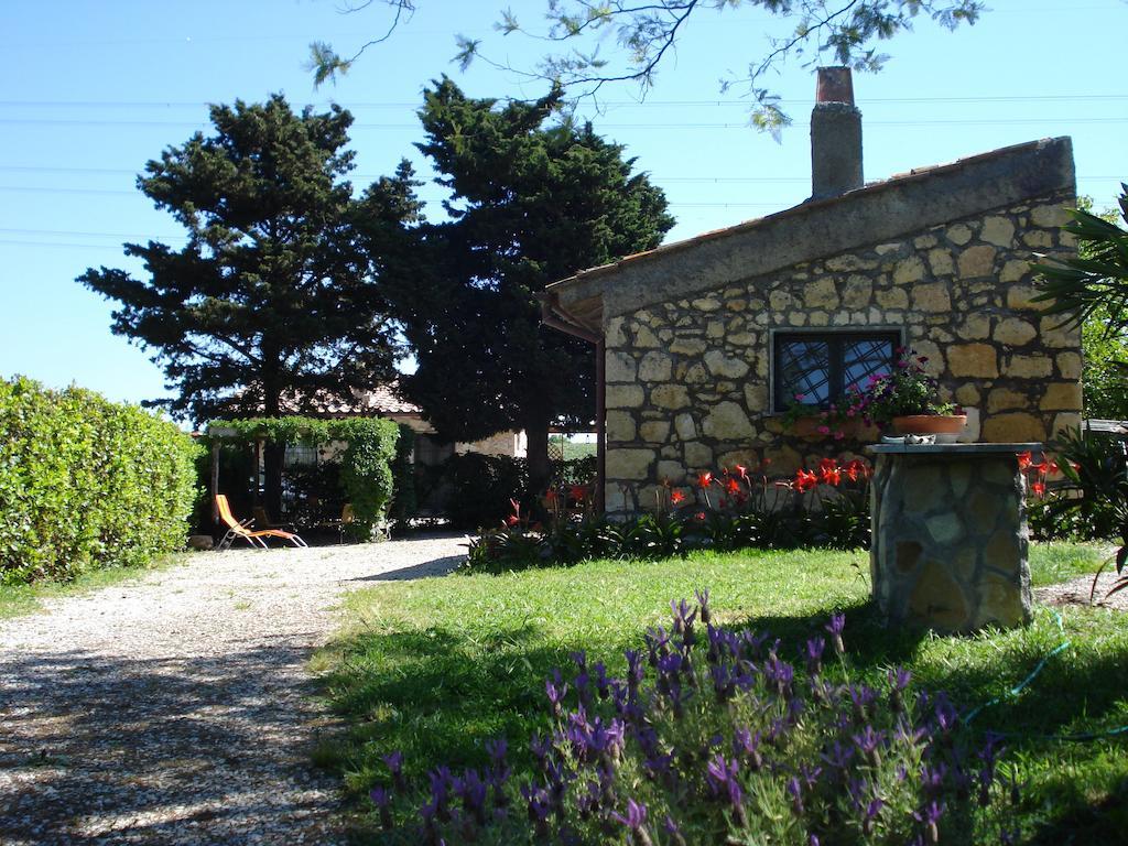 Villa Casale Dinelli Tarquinia Exterior foto